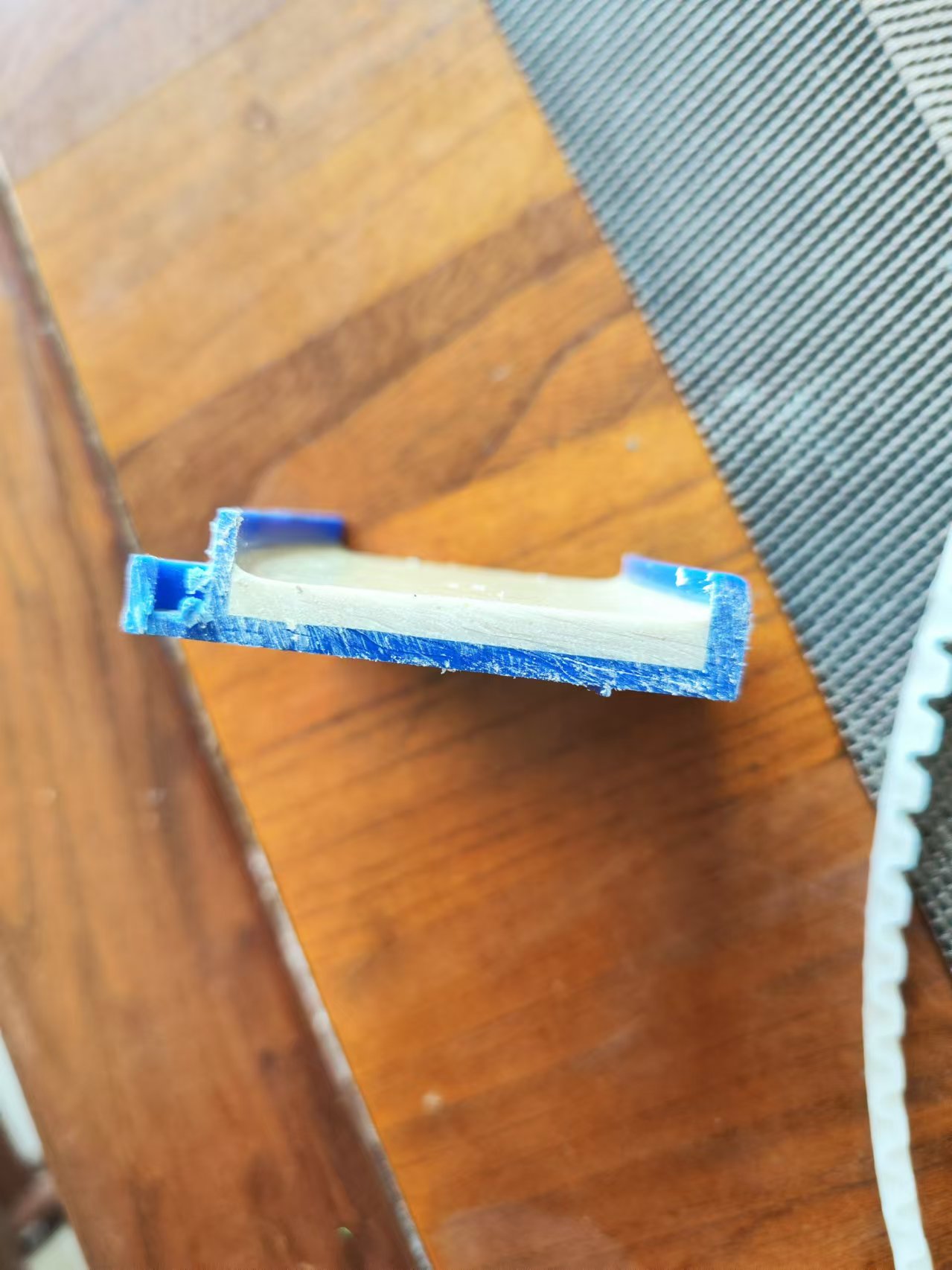 除塵濾筒端蓋膠耐腐蝕性能的制勝之道